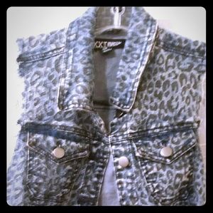 XXI Premium Denim Vest Sz. M